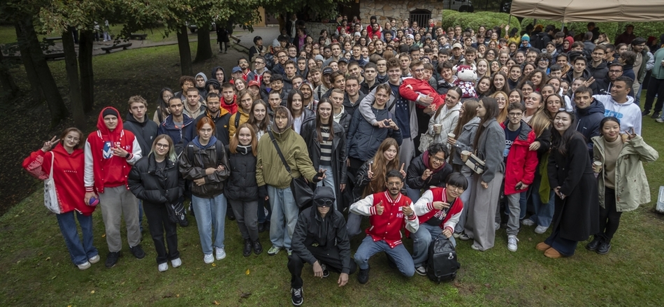 Studenci zagraniczni UŁ podczas Welcome Meetingu & BBQ