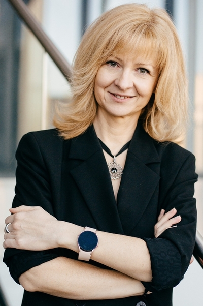 dr Dominika Kaczorowska-Spychalska, prof. UŁ